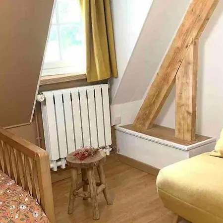 Holiday home Chaumiere Normande Et Sa Dependance, Proche Deauville Et Honfleur 10-12 Pers
